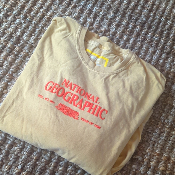 National Geographic Other - National geographic Tshirt